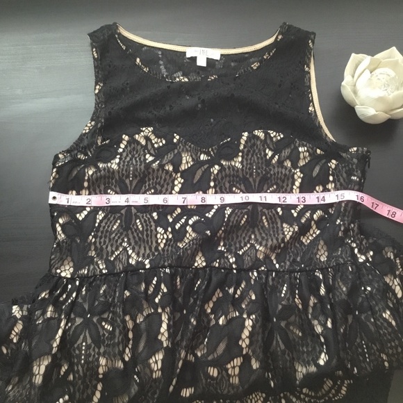 Love Fire black lace dress - Picture 6 of 8